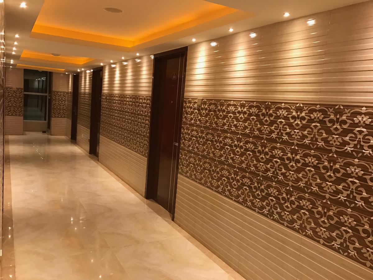 Hyders Park The Business Hotel Thanjavur Bagian luar foto