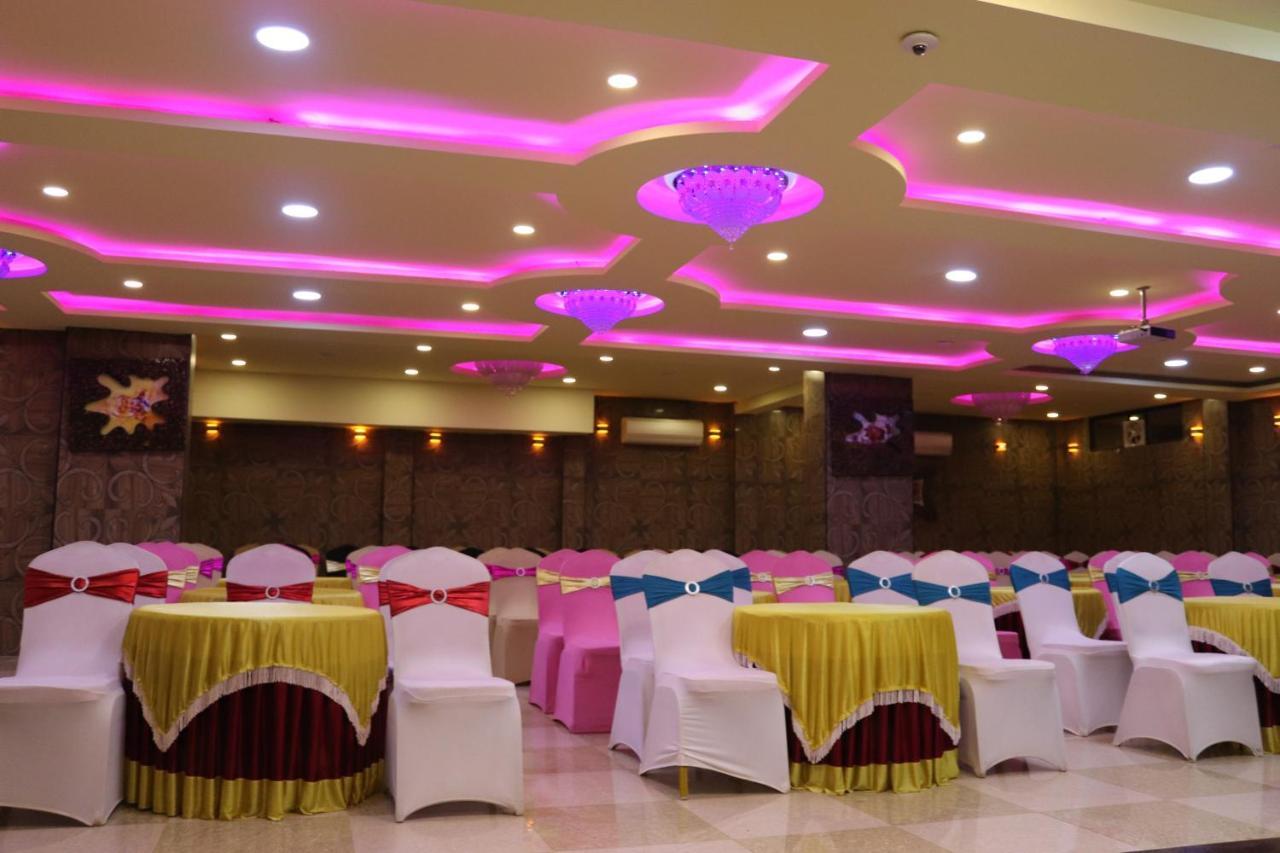 Hyders Park The Business Hotel Thanjavur Bagian luar foto