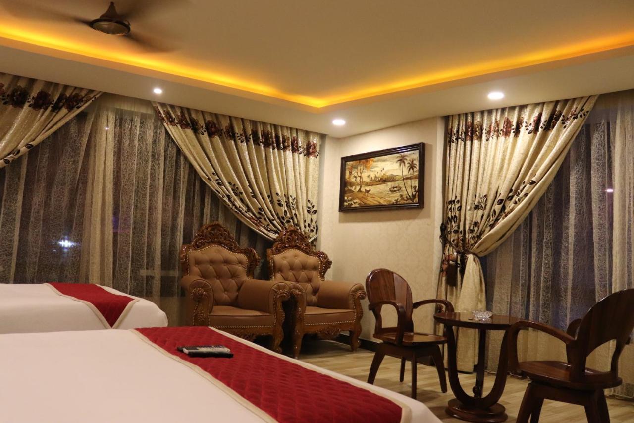Hyders Park The Business Hotel Thanjavur Bagian luar foto