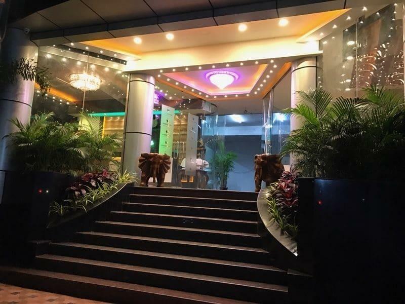 Hyders Park The Business Hotel Thanjavur Bagian luar foto